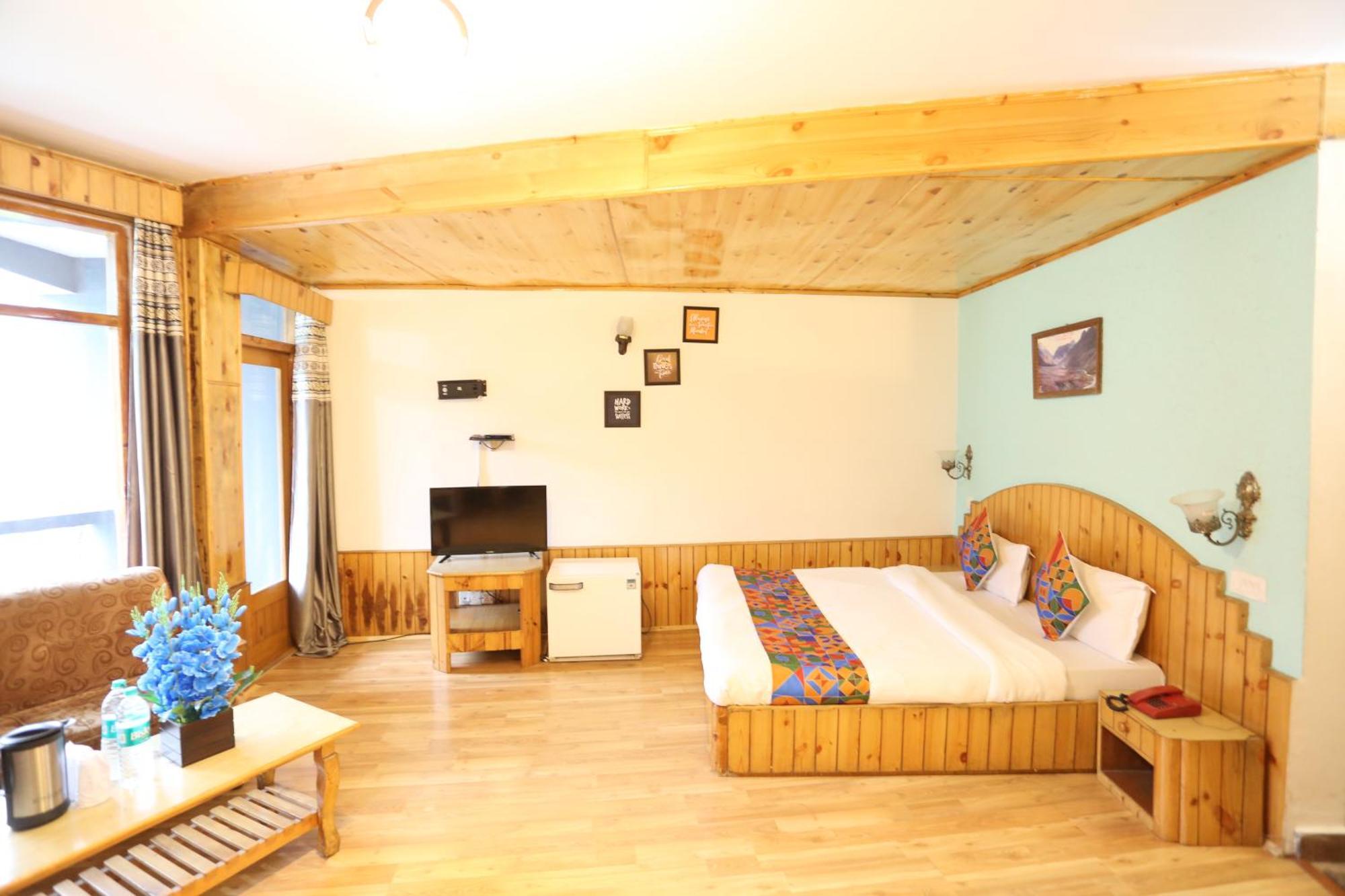 Hotel Surbhi Vashist Exterior foto